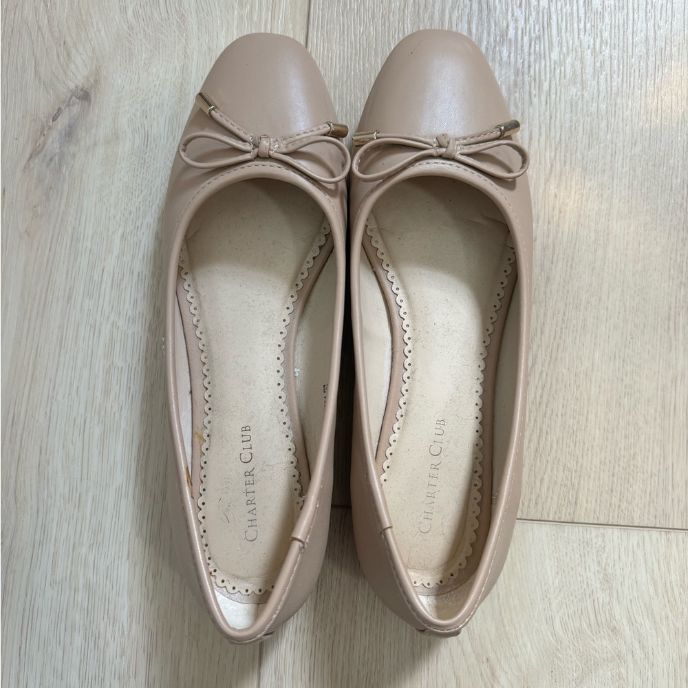 Nude flats with pearls